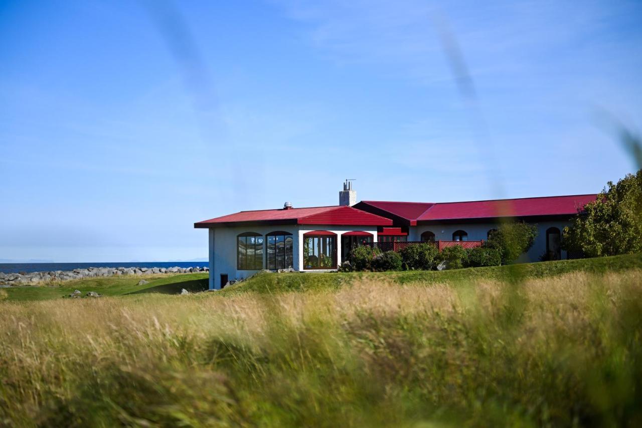 Alka - Cozy Room By The Sea With Private Hot Tub Njarthvik Exterior foto